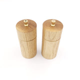 Klassisk salt- og peberkværn i eg