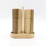 Stilren salt- og peberkværn i amerikansk valnød